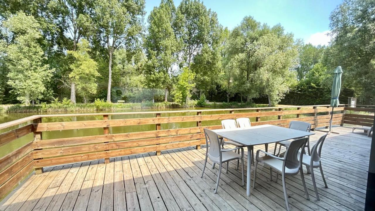 Chalet Avec Terrasse Sur Pilotis Vue Sur L'Etang Rue  Bagian luar foto